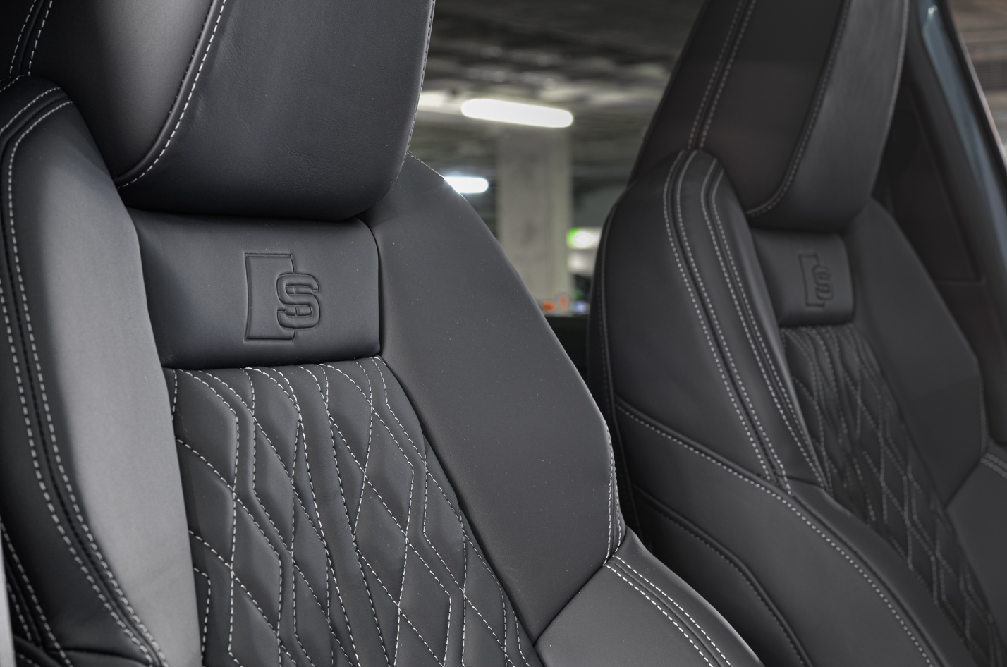 AUDI Q4
