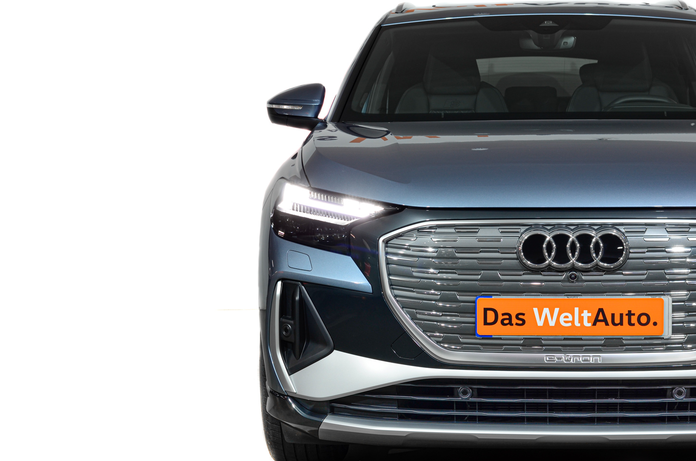 AUDI Q4
