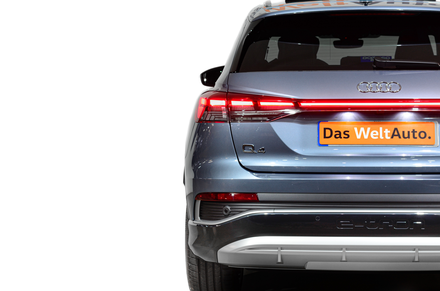 AUDI Q4