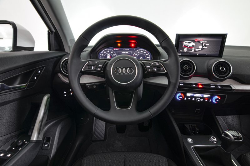 AUDI Q2