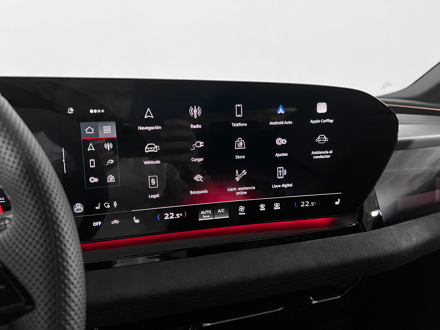 AUDI Q6