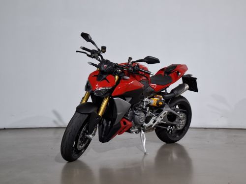 DUCATI Streetfighter