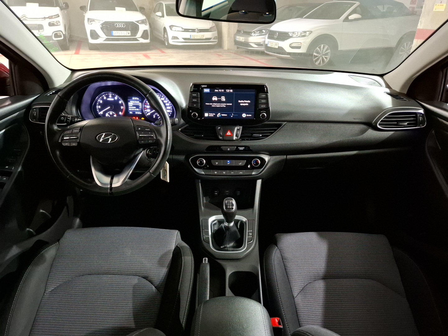 HYUNDAI i30