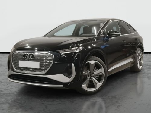 AUDI Q4