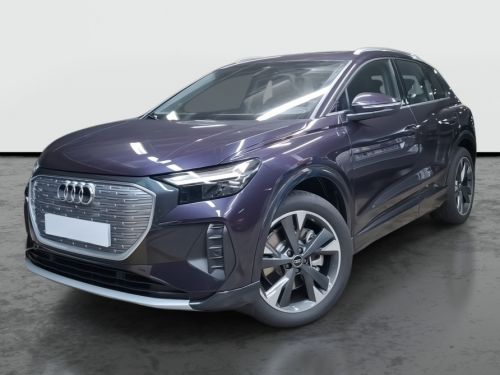 AUDI Q4