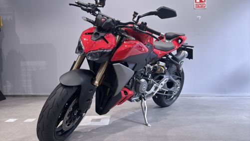 DUCATI Streetfighter