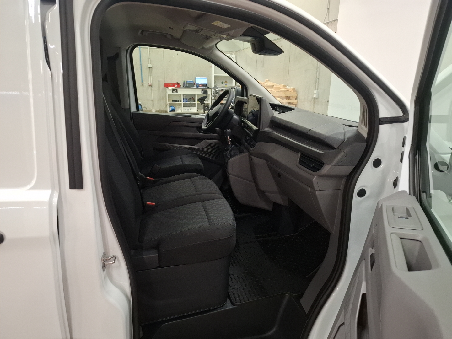 VW COMERCIALES Transporter