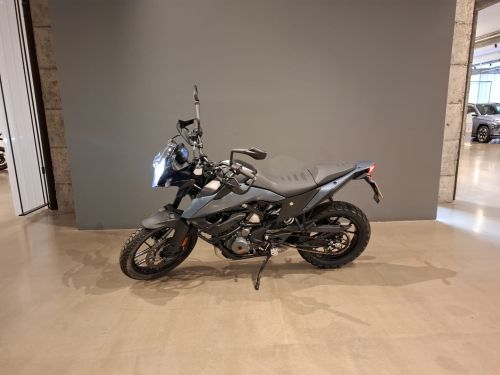 KTM Duke 390 Adventure