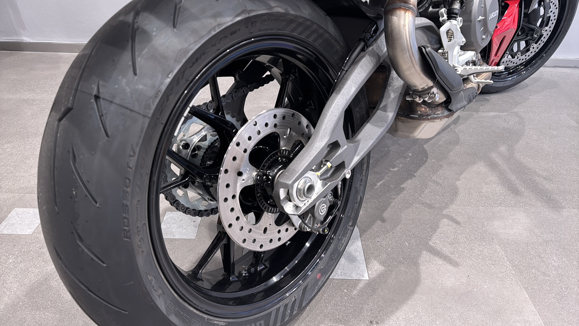 DUCATI Streetfighter