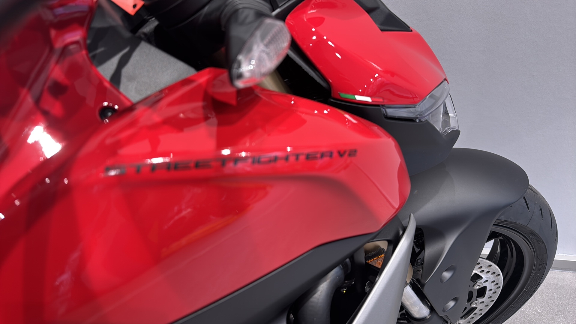 DUCATI Streetfighter