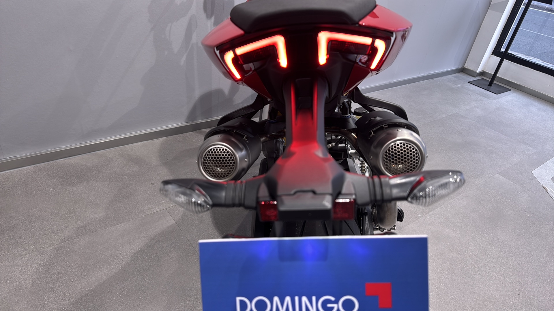 DUCATI Streetfighter