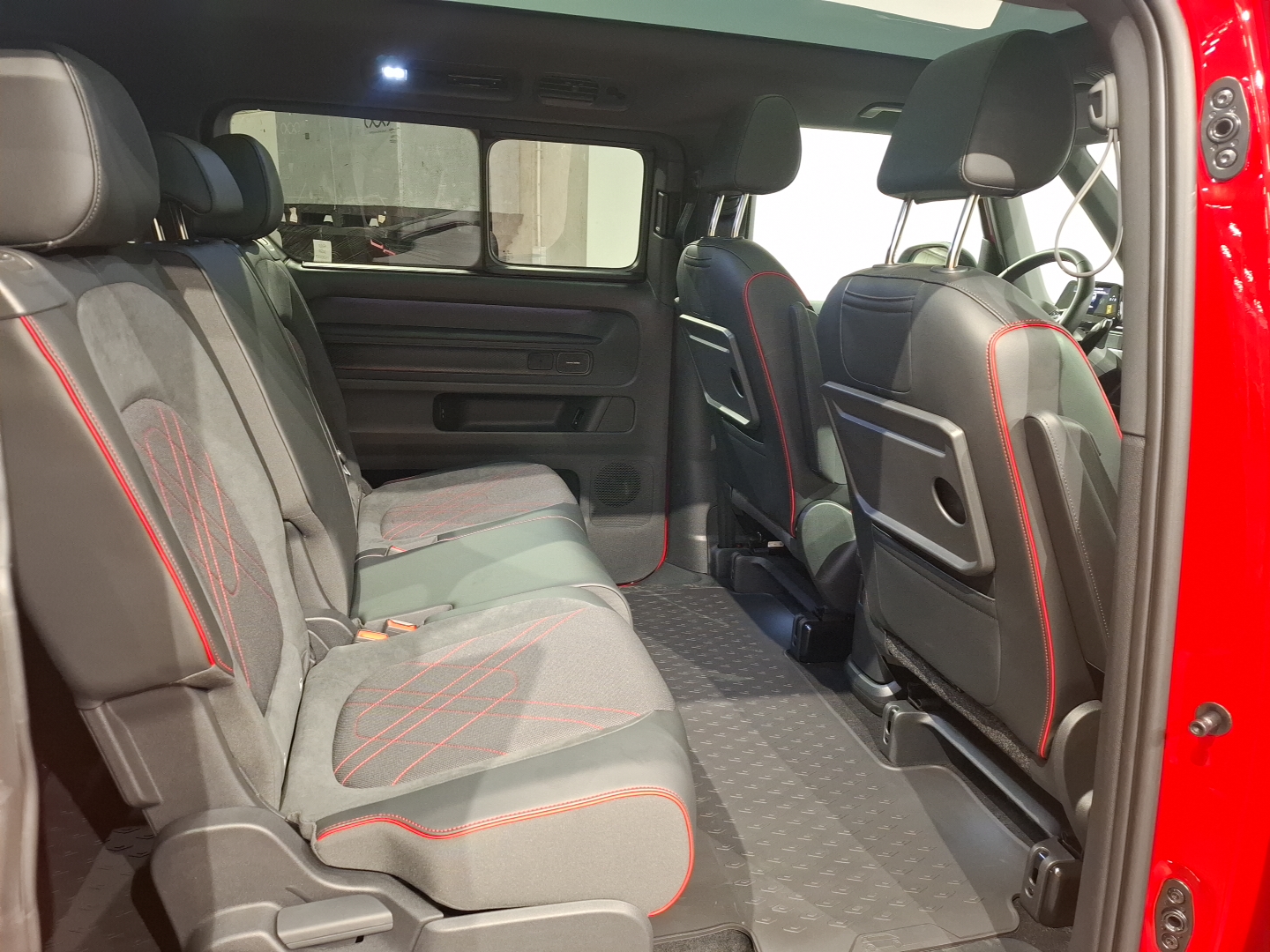 VW COMERCIALES ID. Buzz