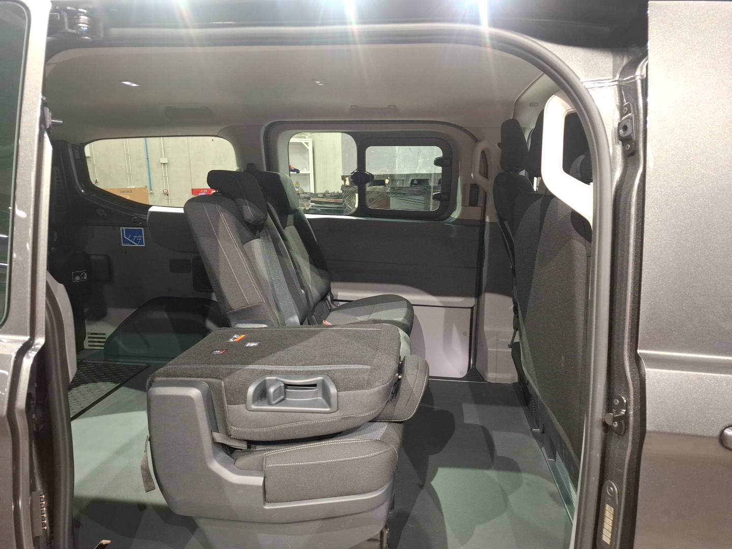 VW COMERCIALES Transporter