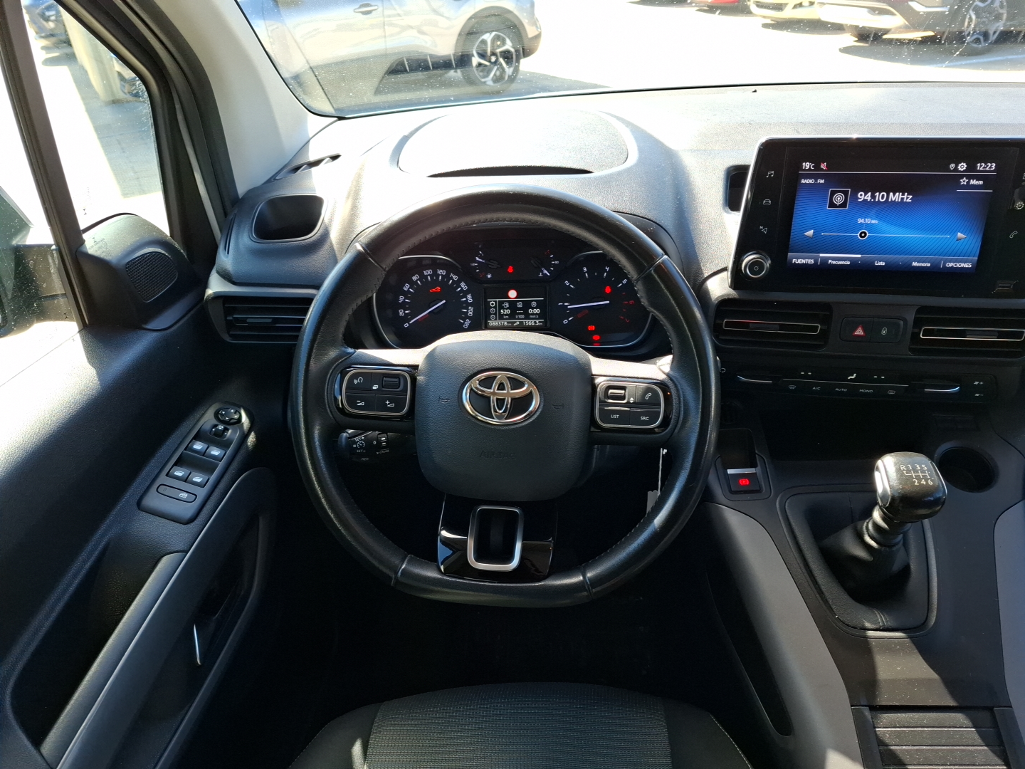 TOYOTA Proace City Verso