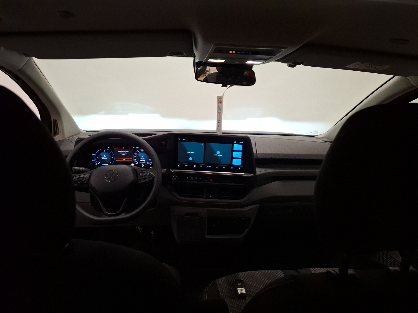 VW COMERCIALES Transporter