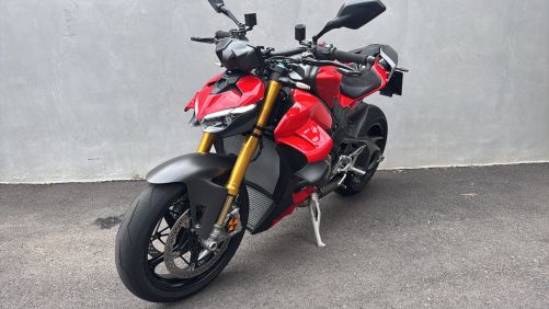 DUCATI Streetfighter V4