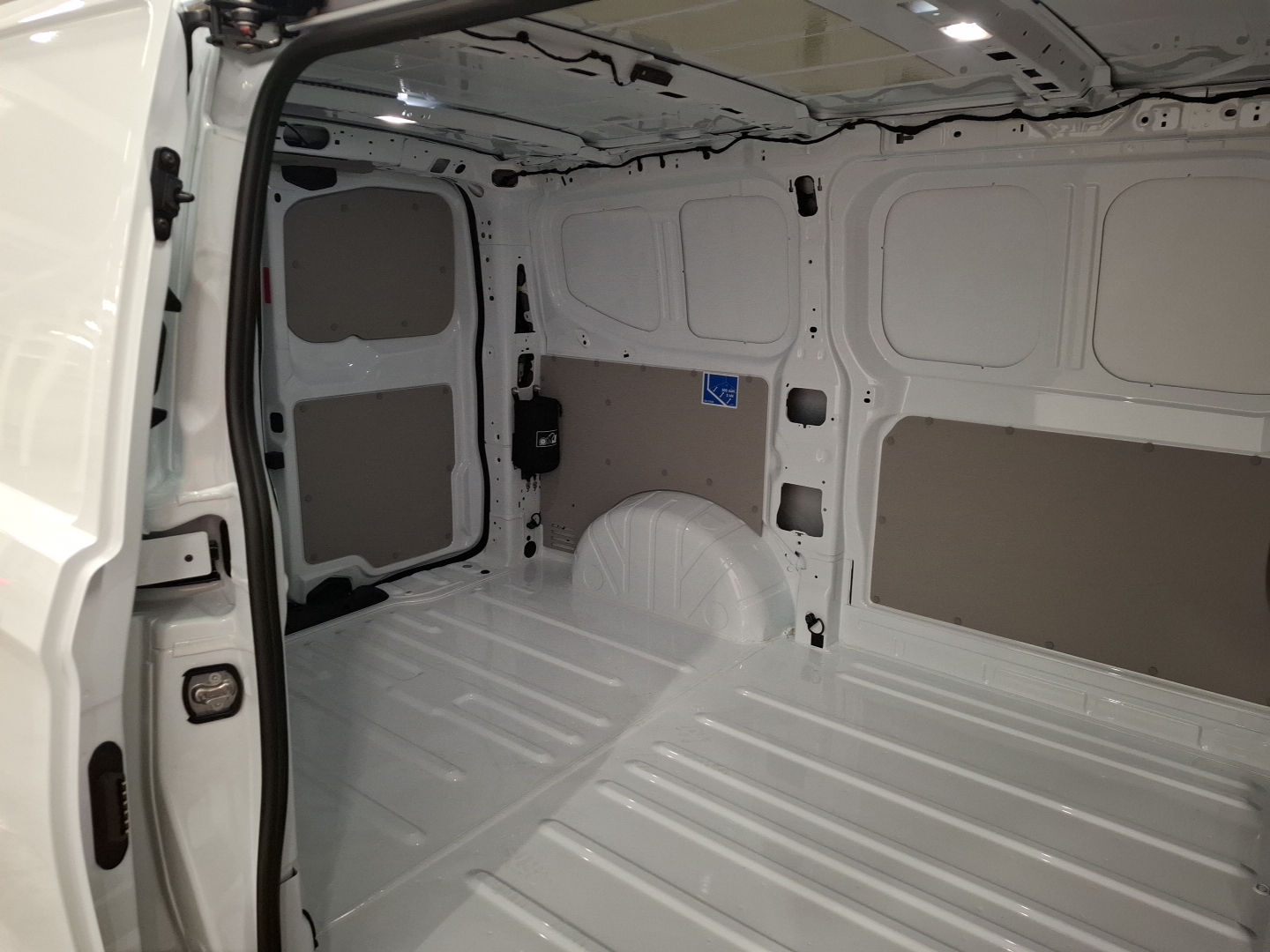 VW COMERCIALES Transporter