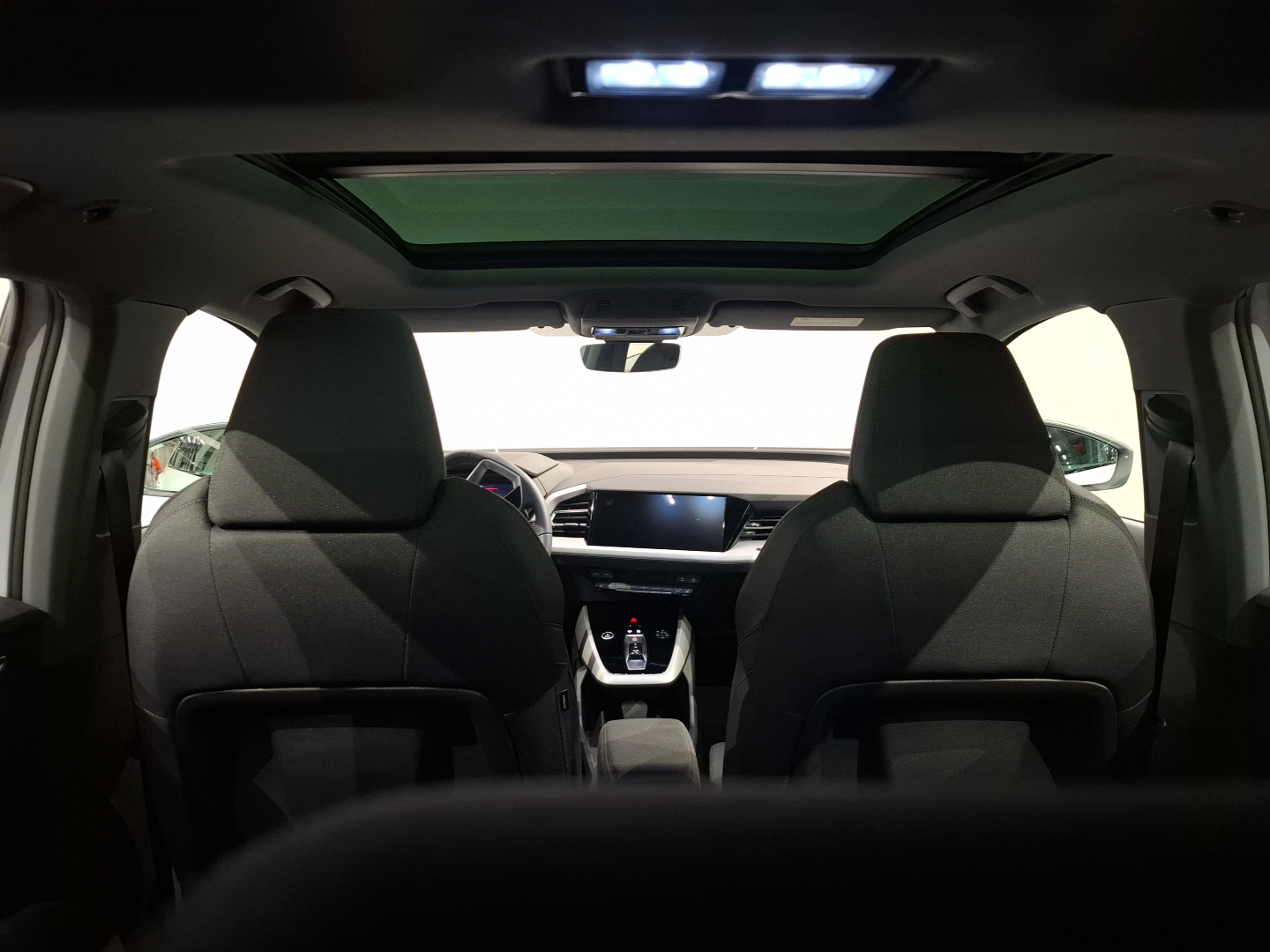 AUDI Q4