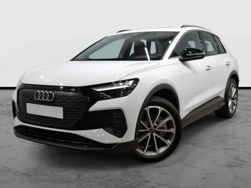 AUDI Q4