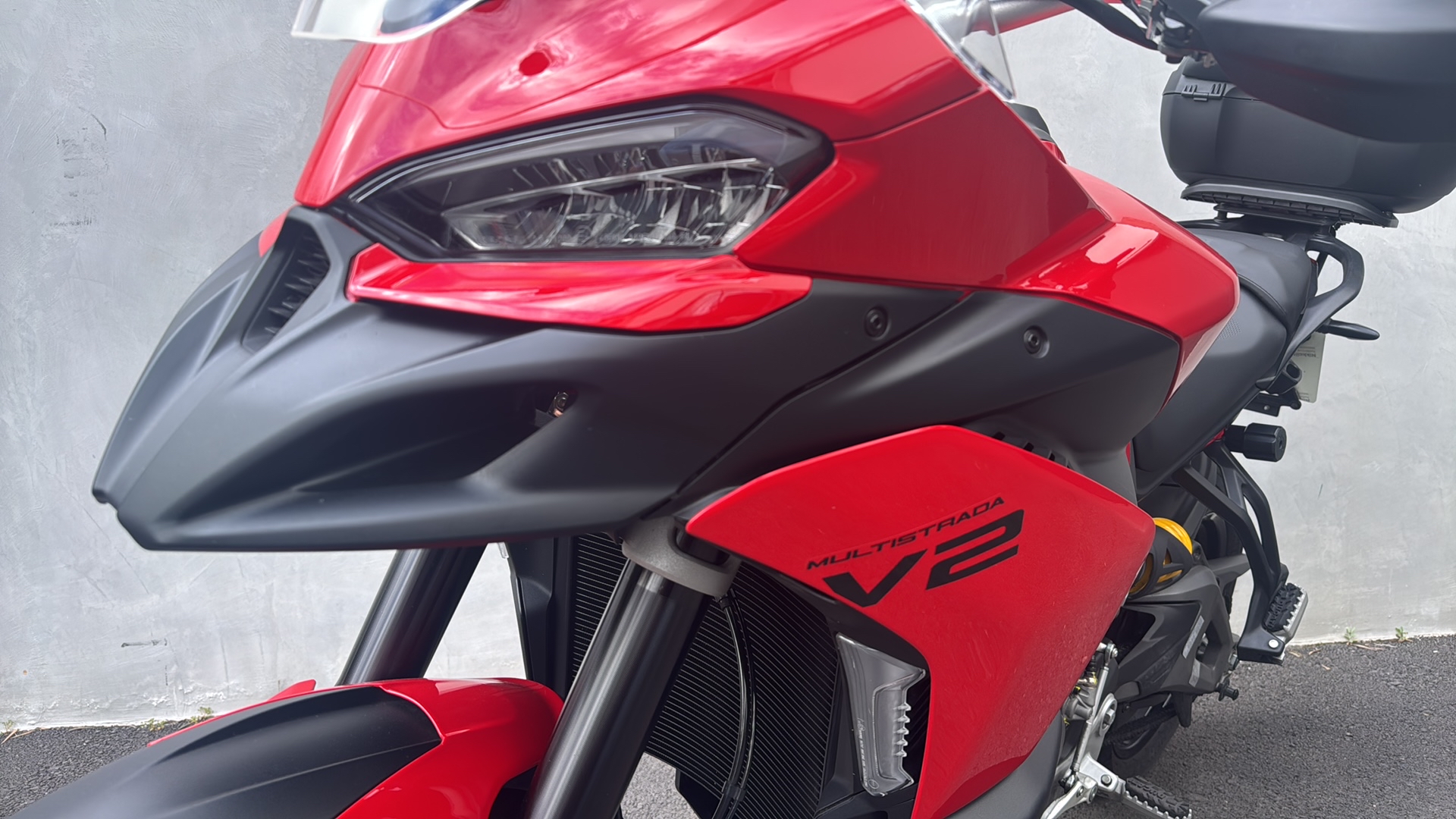 DUCATI Multistrada V2