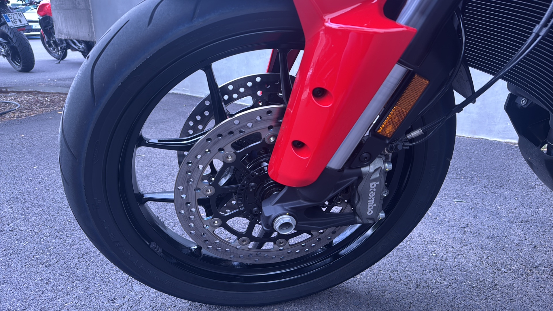 DUCATI Multistrada V2