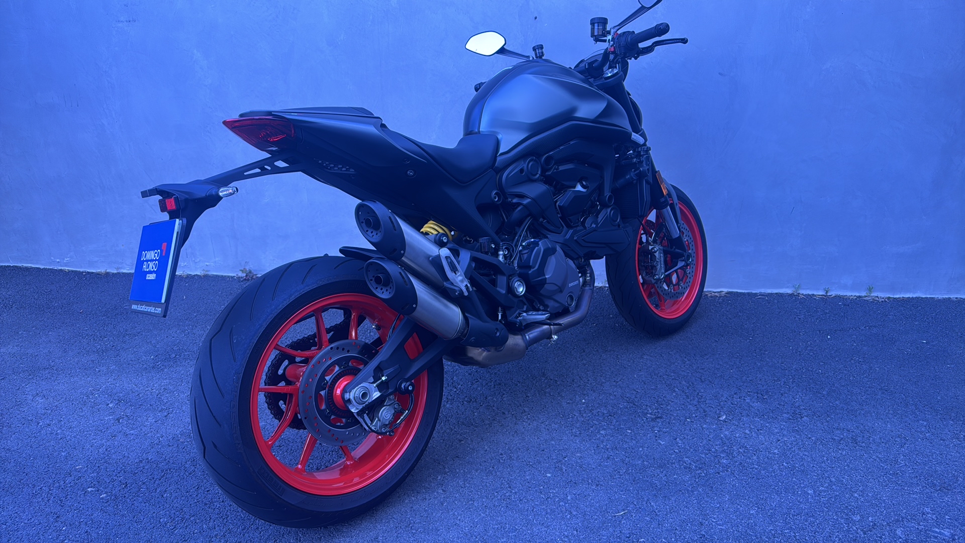 DUCATI Monster 