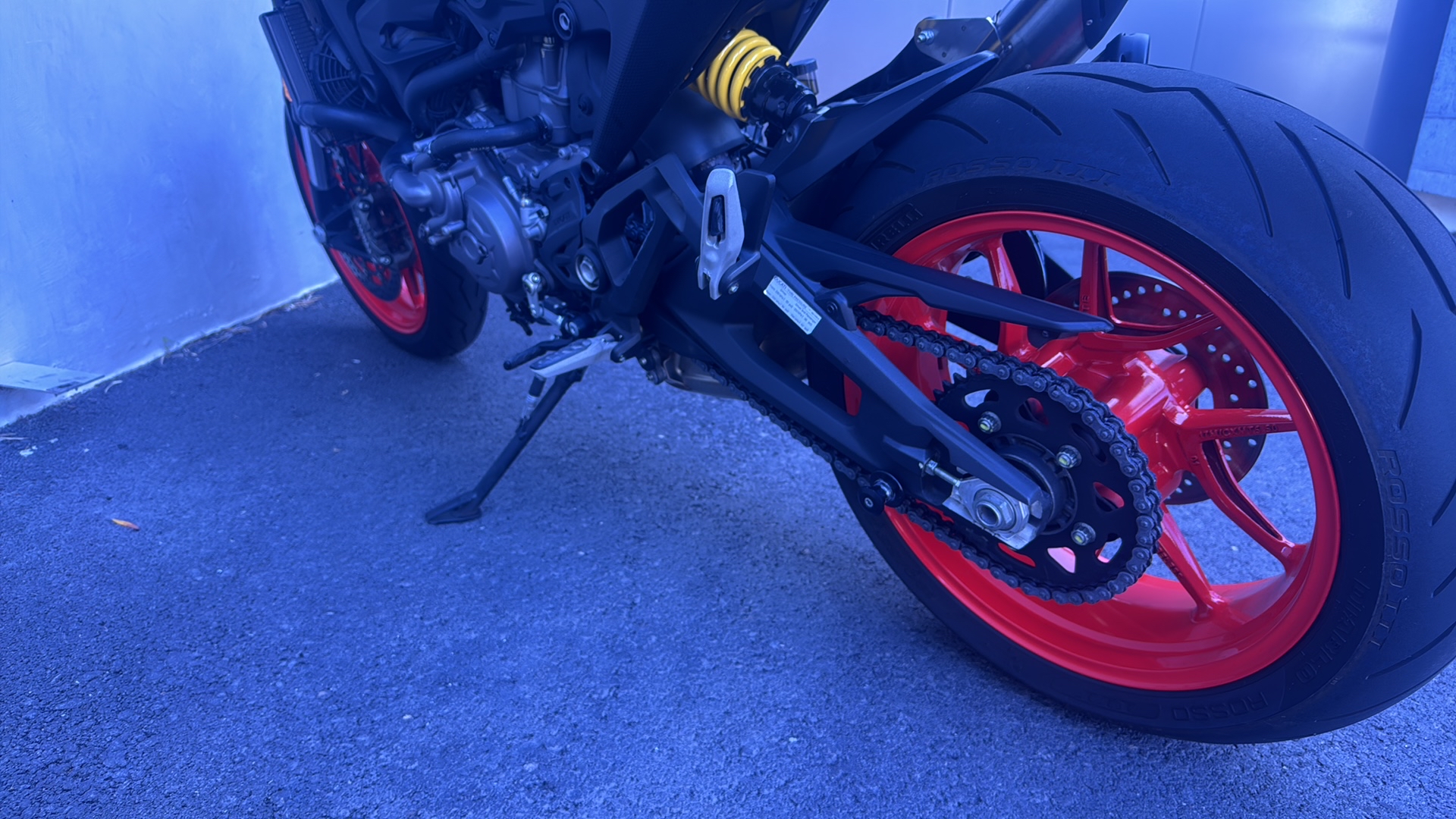 DUCATI Monster 