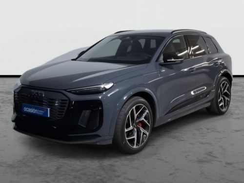 AUDI Q6