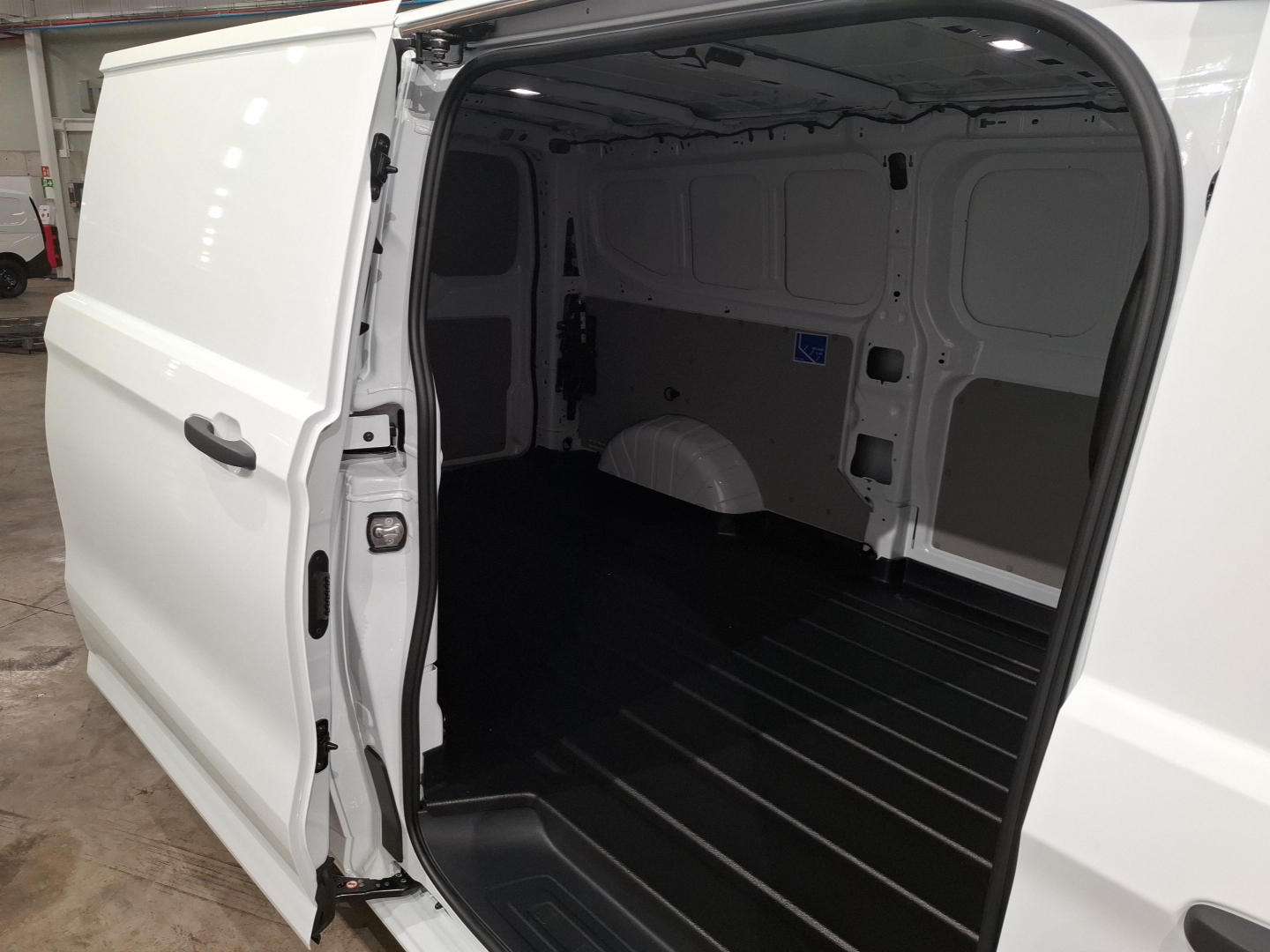 VW COMERCIALES Transporter