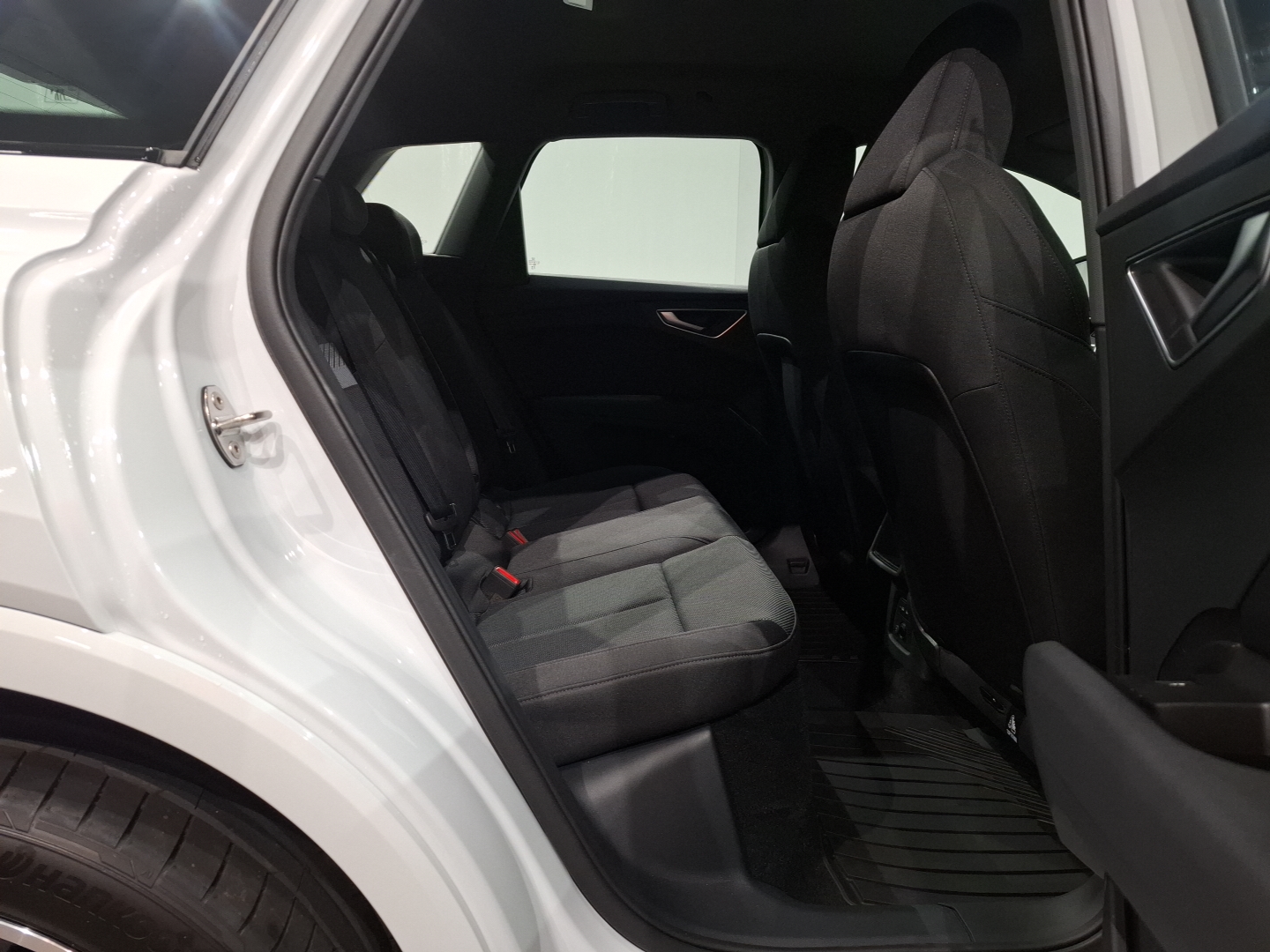 AUDI Q4