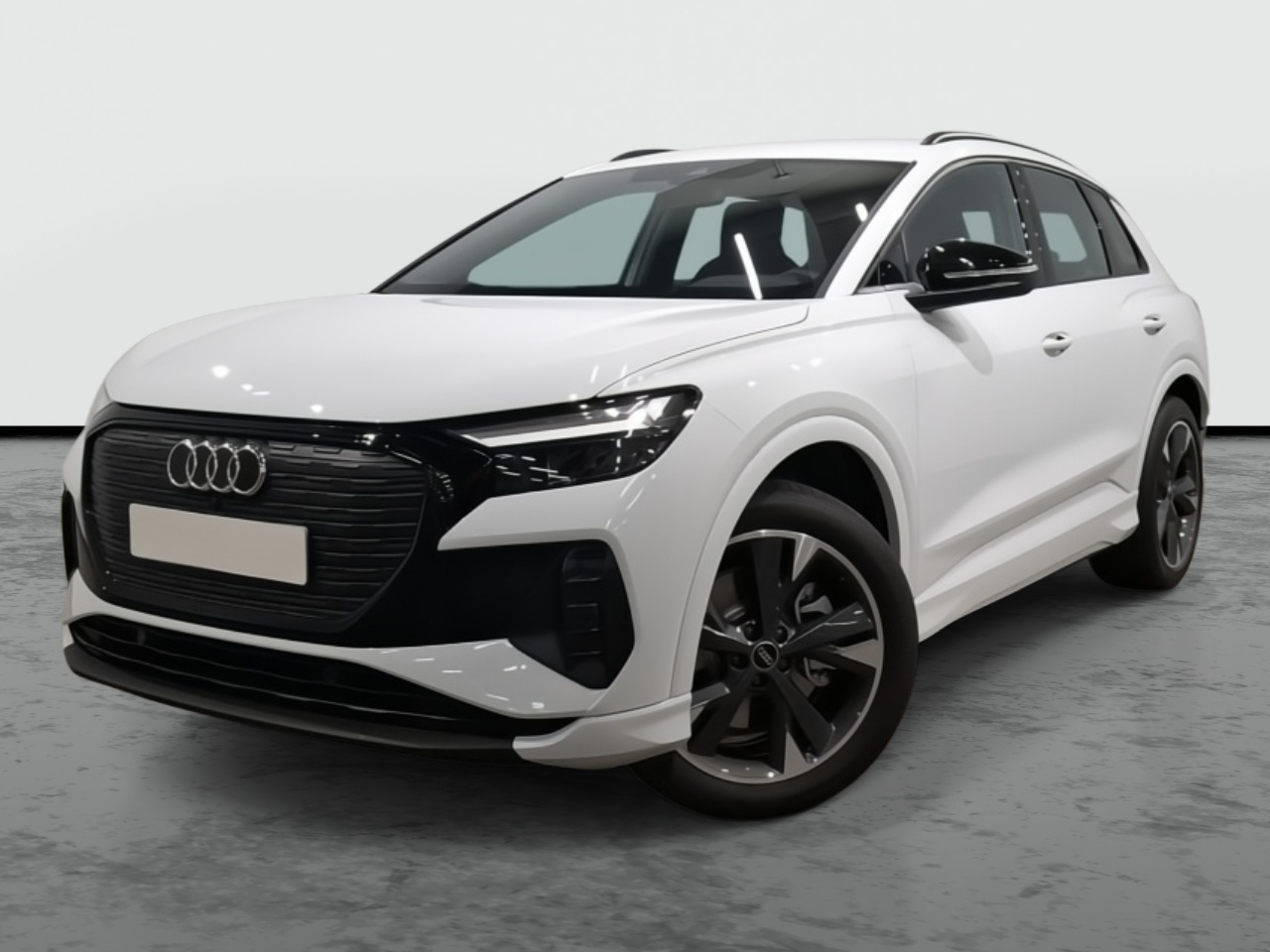 AUDI Q4