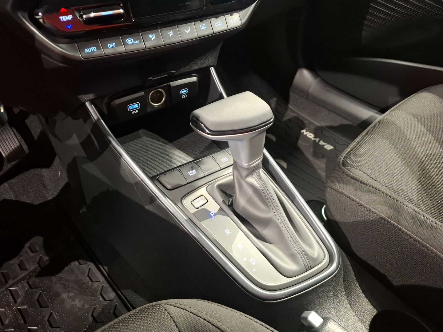 HYUNDAI Bayon