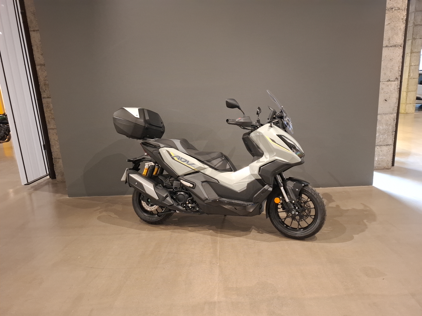 HONDA MOTOS ADV350