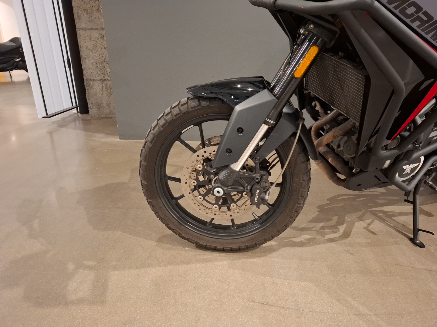 MOTO MORINI X-cape