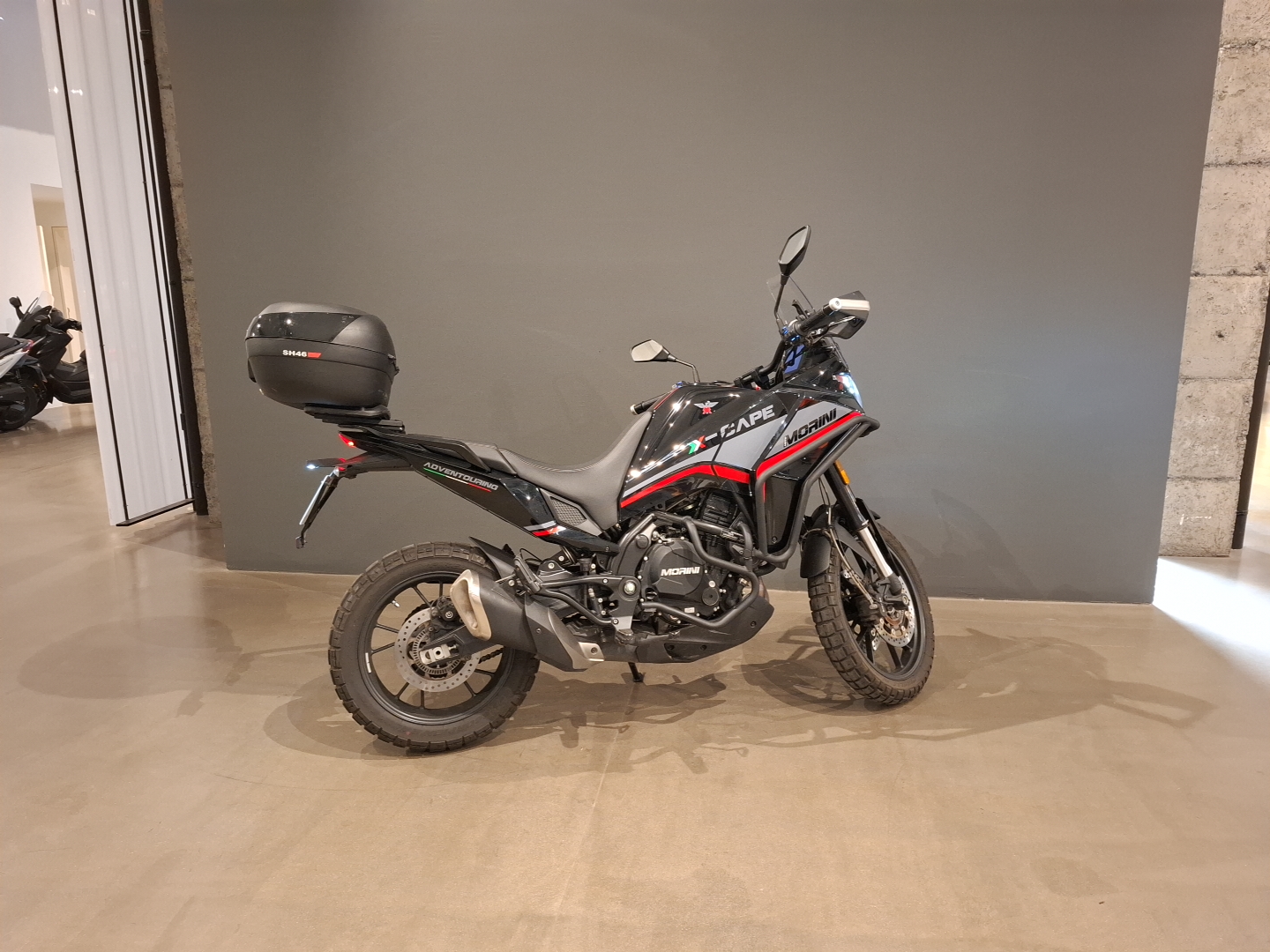 MOTO MORINI X-cape