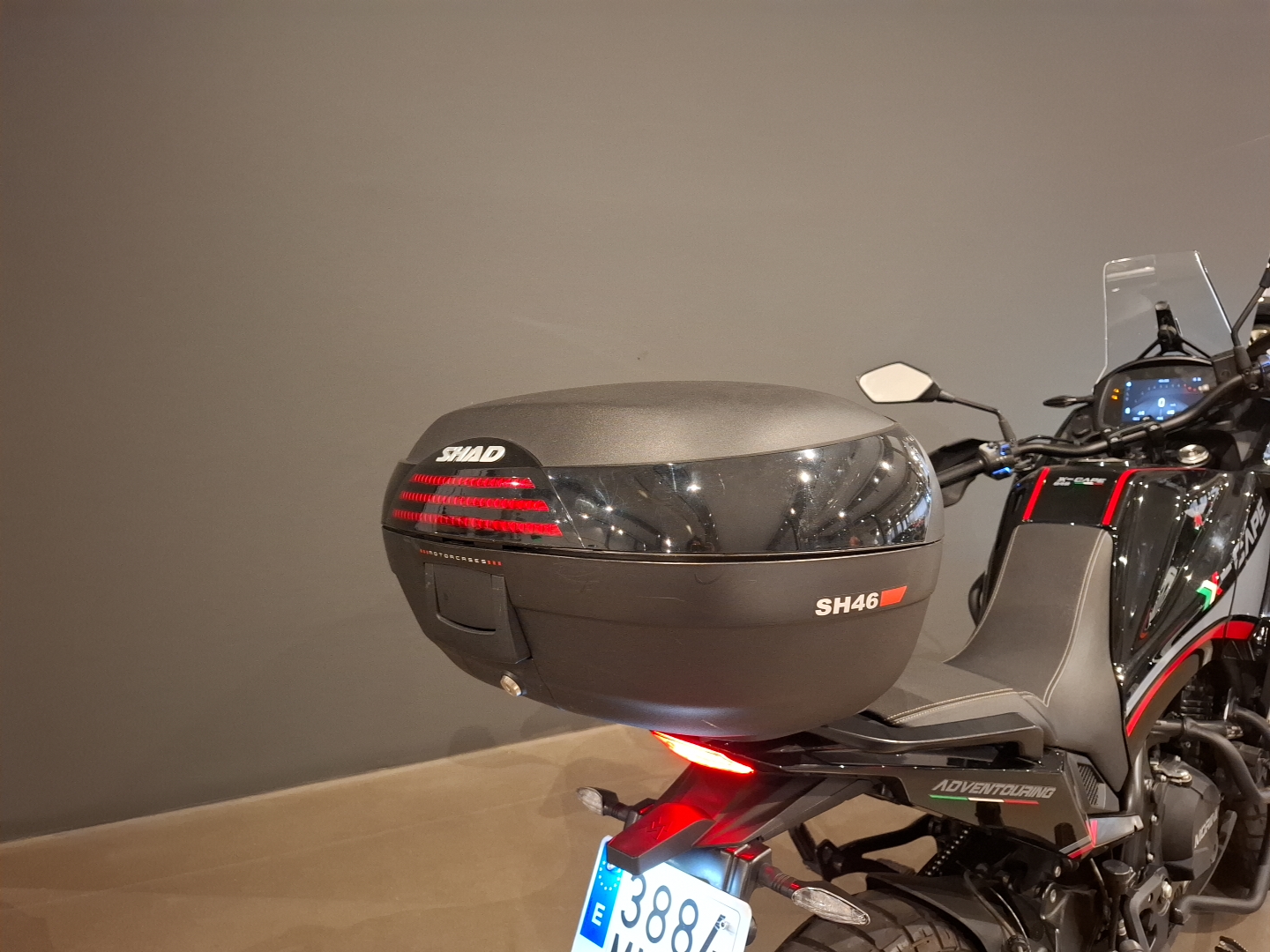 MOTO MORINI X-cape