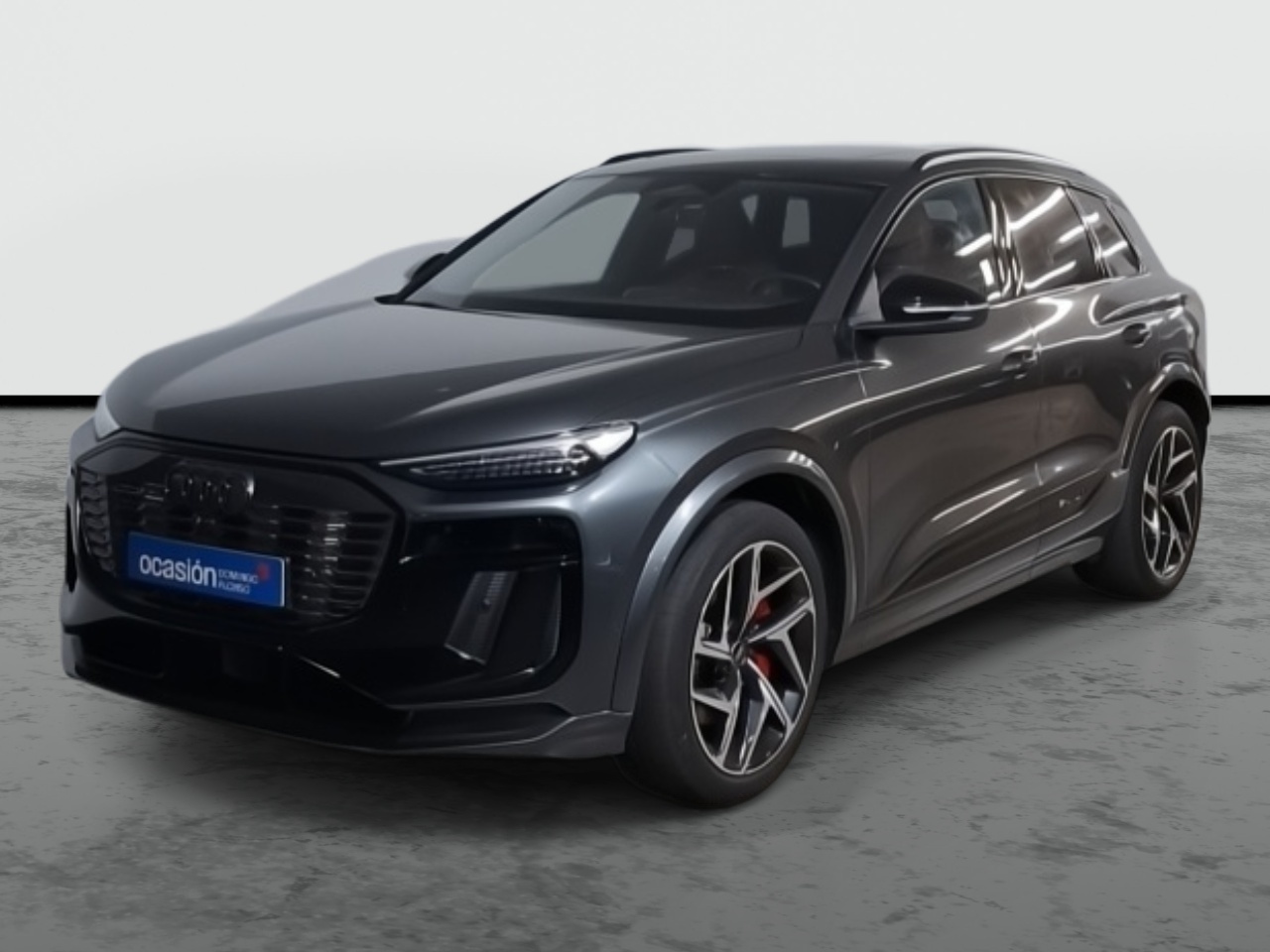 AUDI Q6