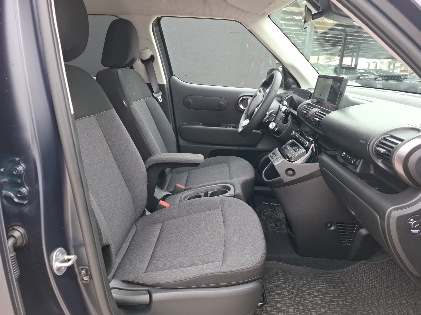 HYUNDAI Inster