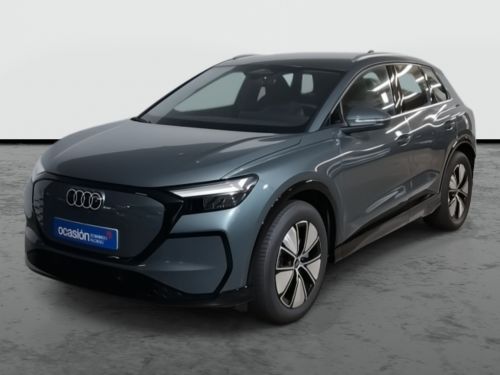 AUDI Q4