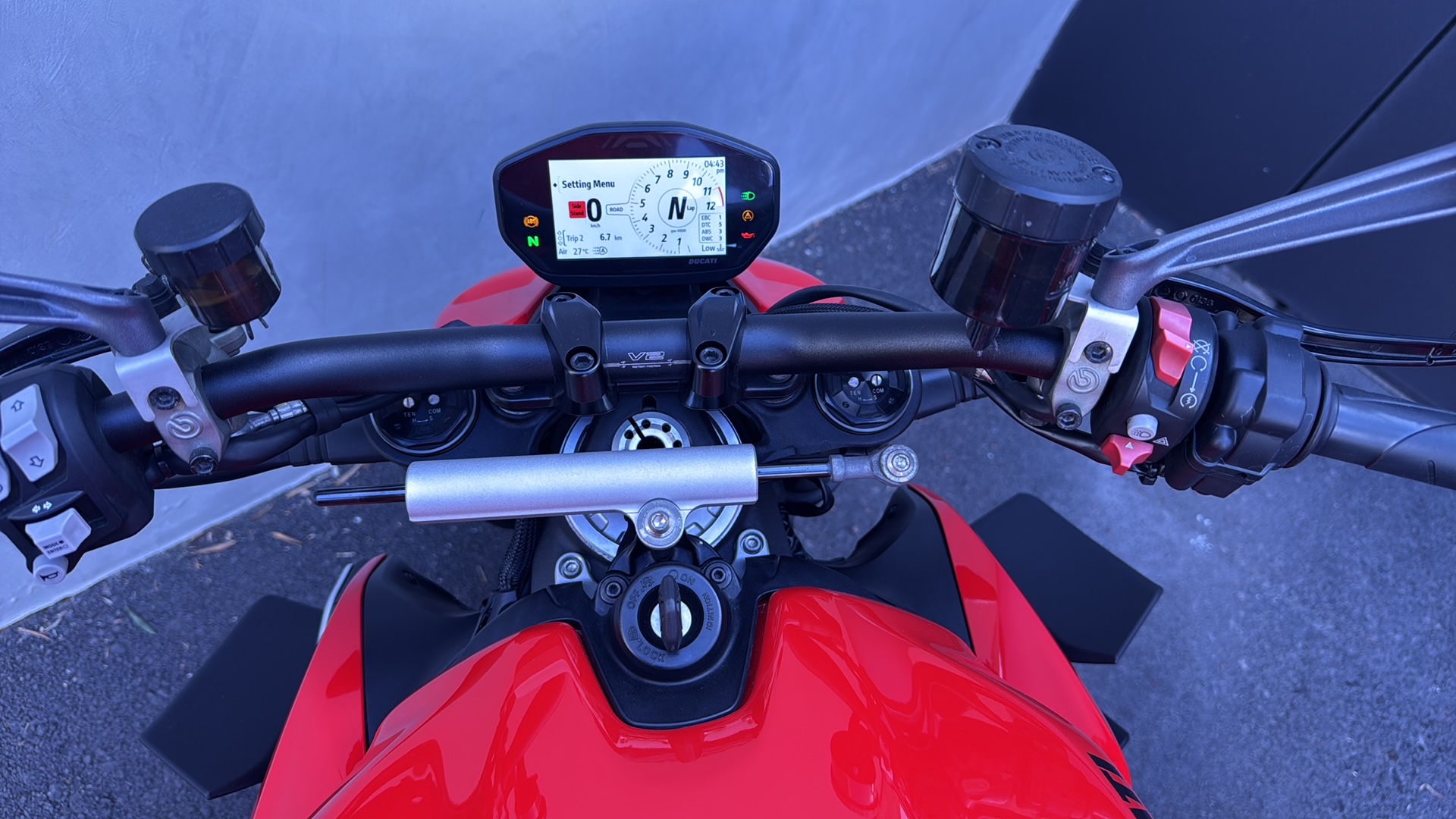 DUCATI Streetfighter