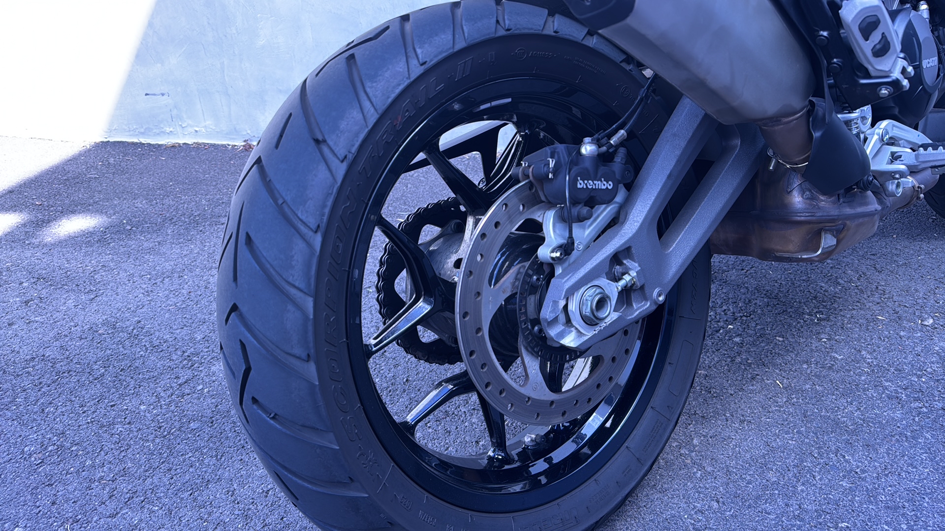 DUCATI Multistrada V2