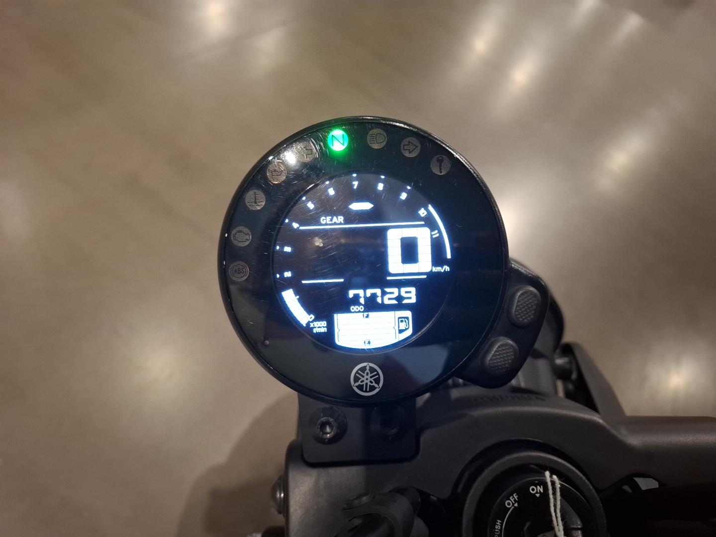 YAMAHA XSR 700
