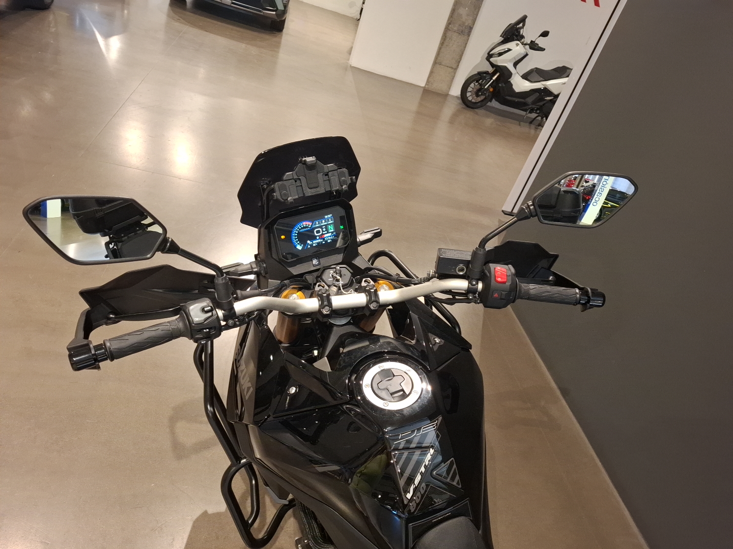 SUZUKI V-Strom