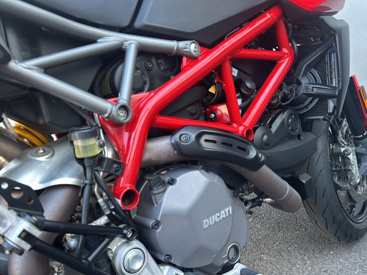 DUCATI Hypermotard