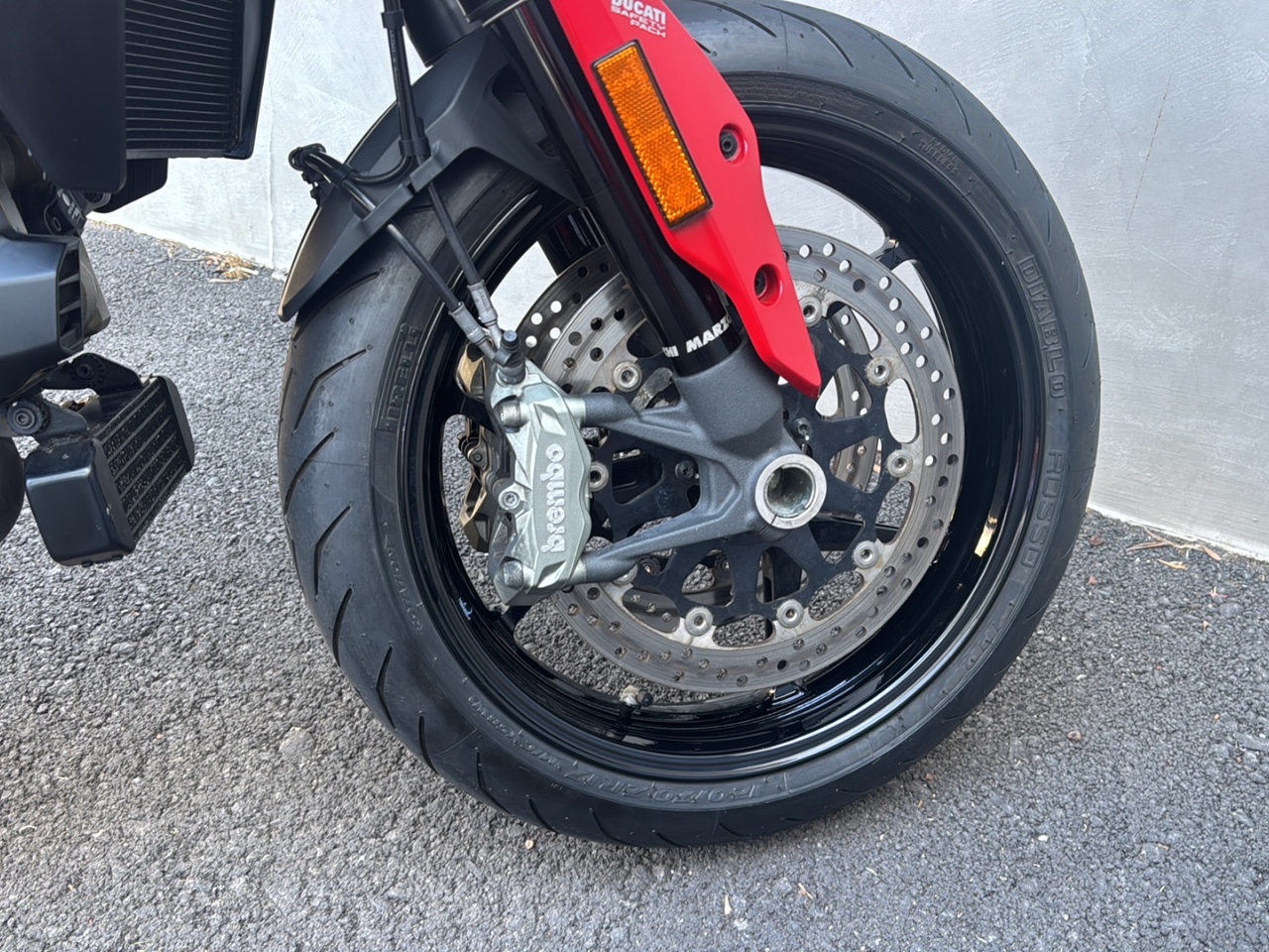 DUCATI Hypermotard