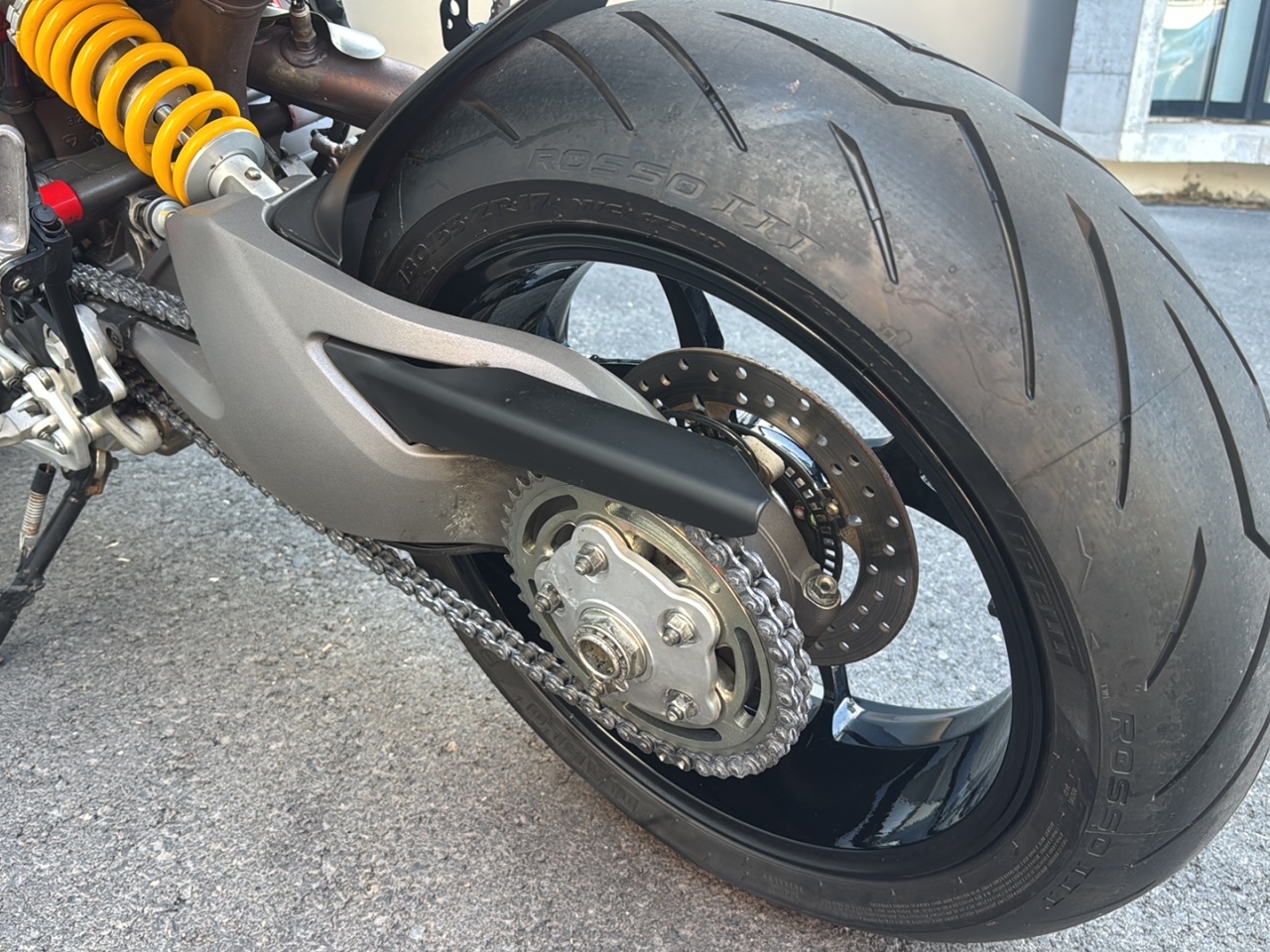 DUCATI Hypermotard
