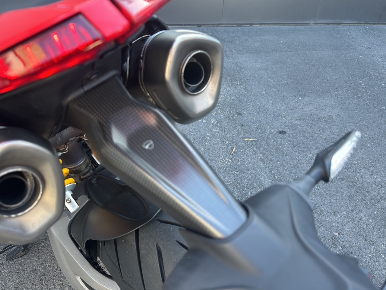 DUCATI Hypermotard