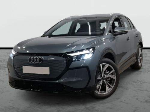 AUDI Q4