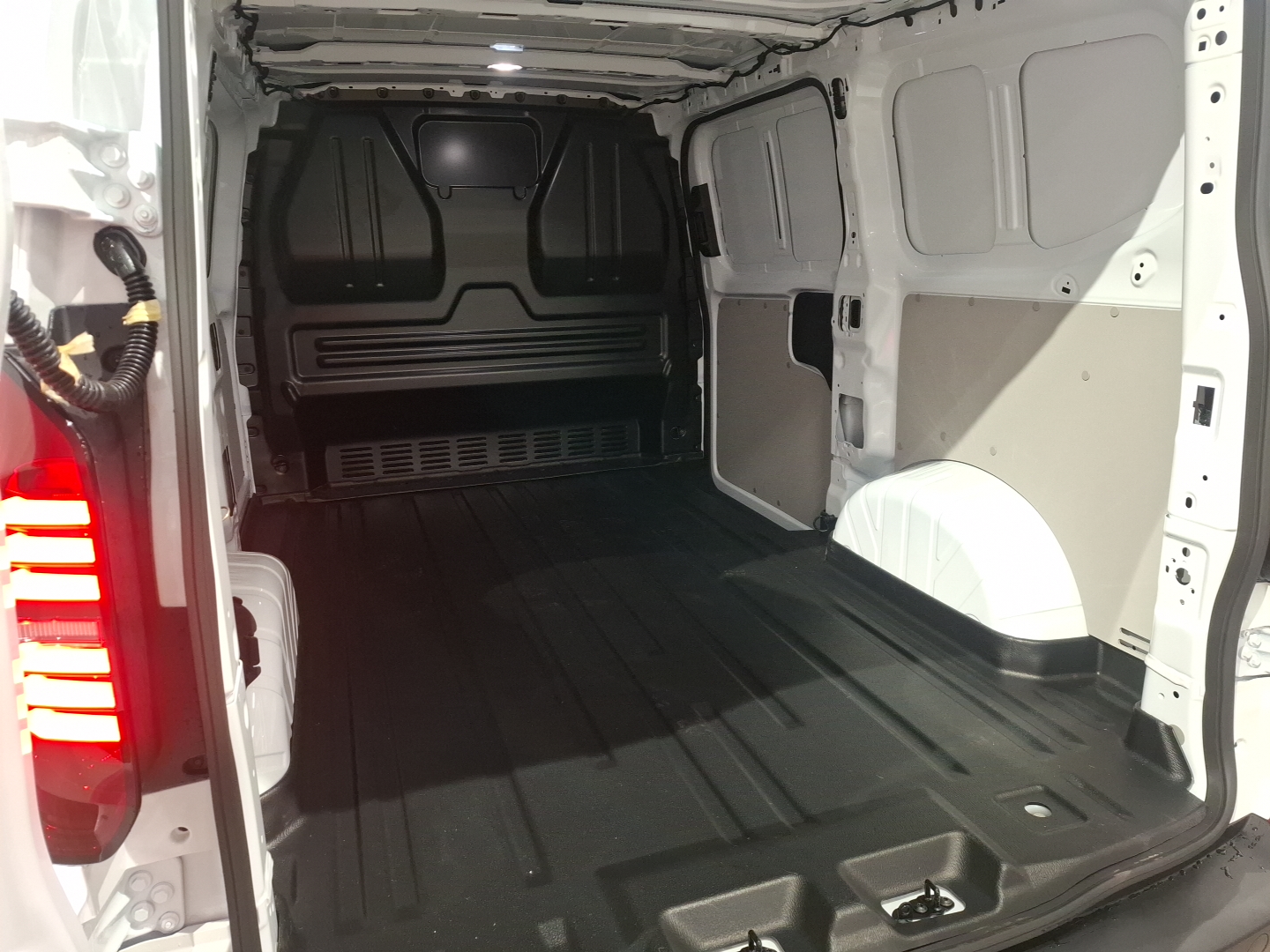 VW COMERCIALES Transporter
