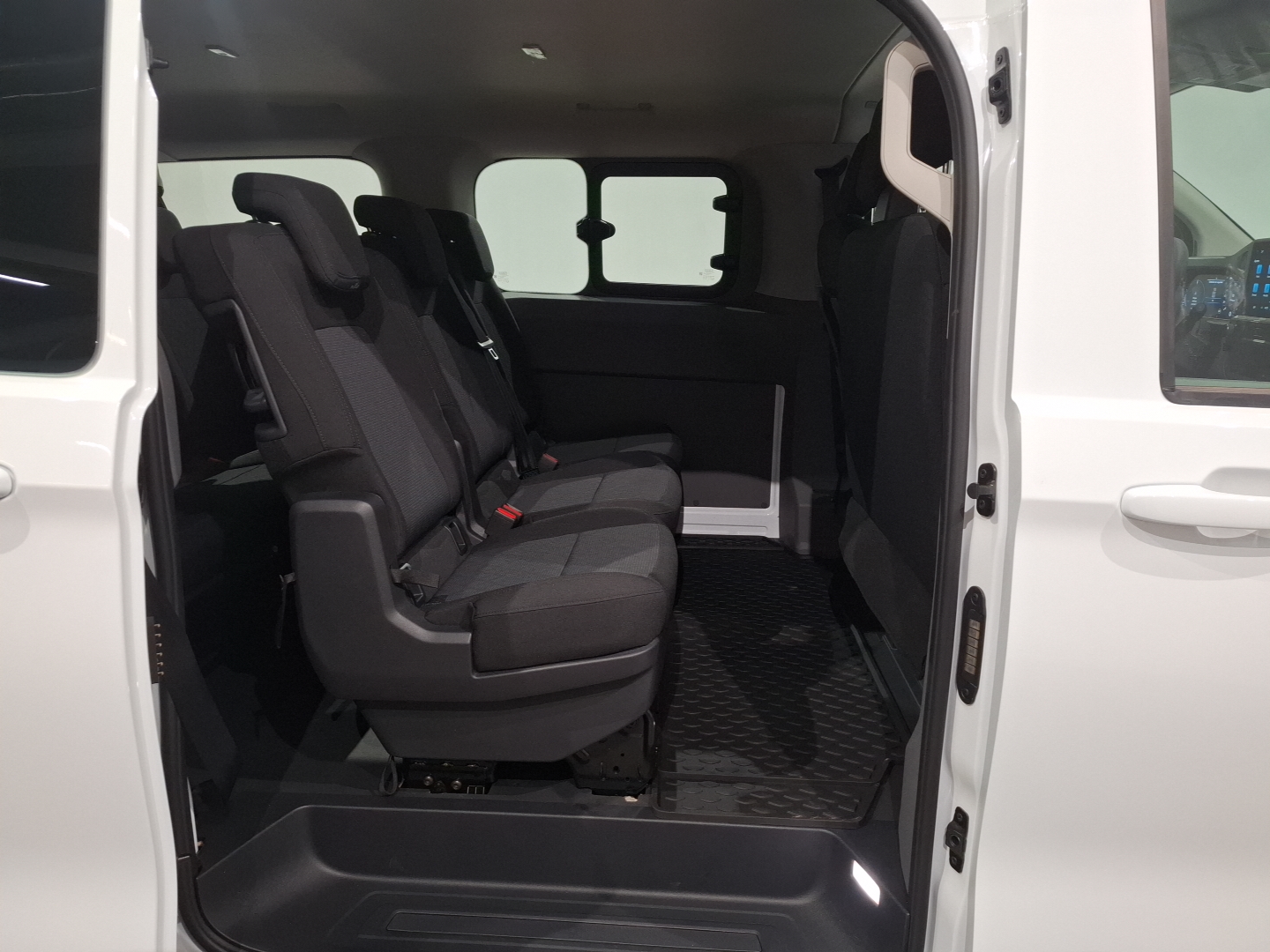 VW COMERCIALES Transporter